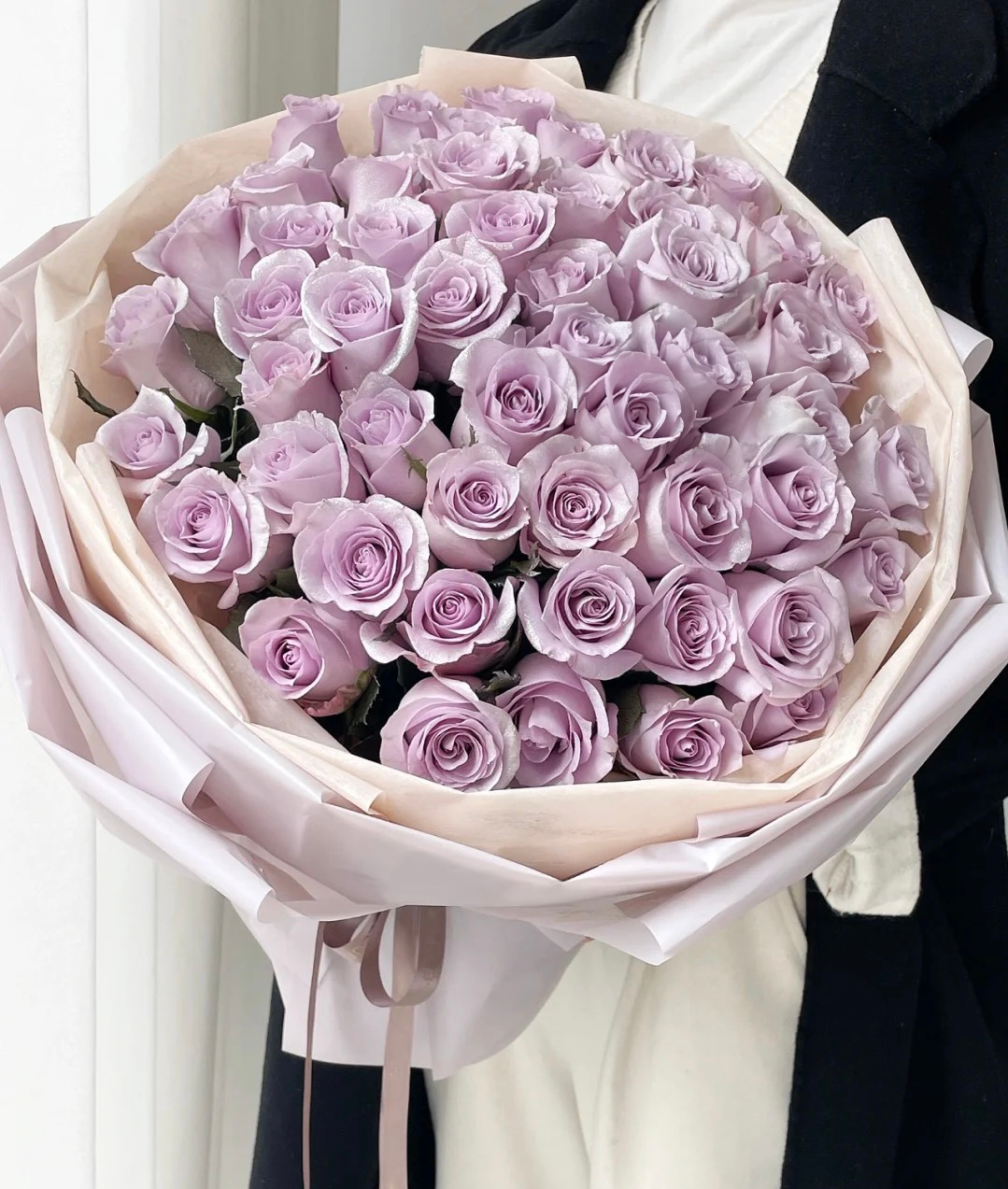 50枝淺紫玫瑰花束